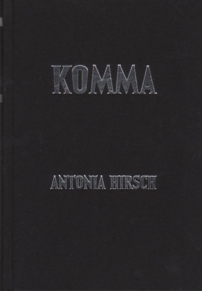 Komma, by Antonia Hirsch